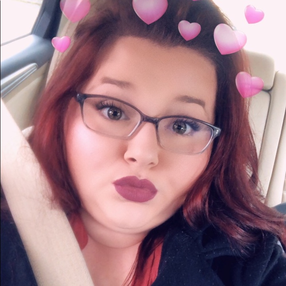 Meet your Posher, Alina
